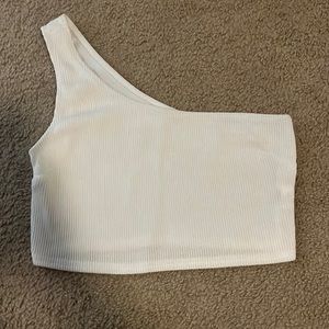 One shoulder crop top